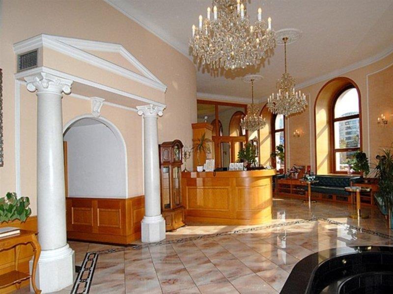 Hotel Opera Praha Bagian luar foto