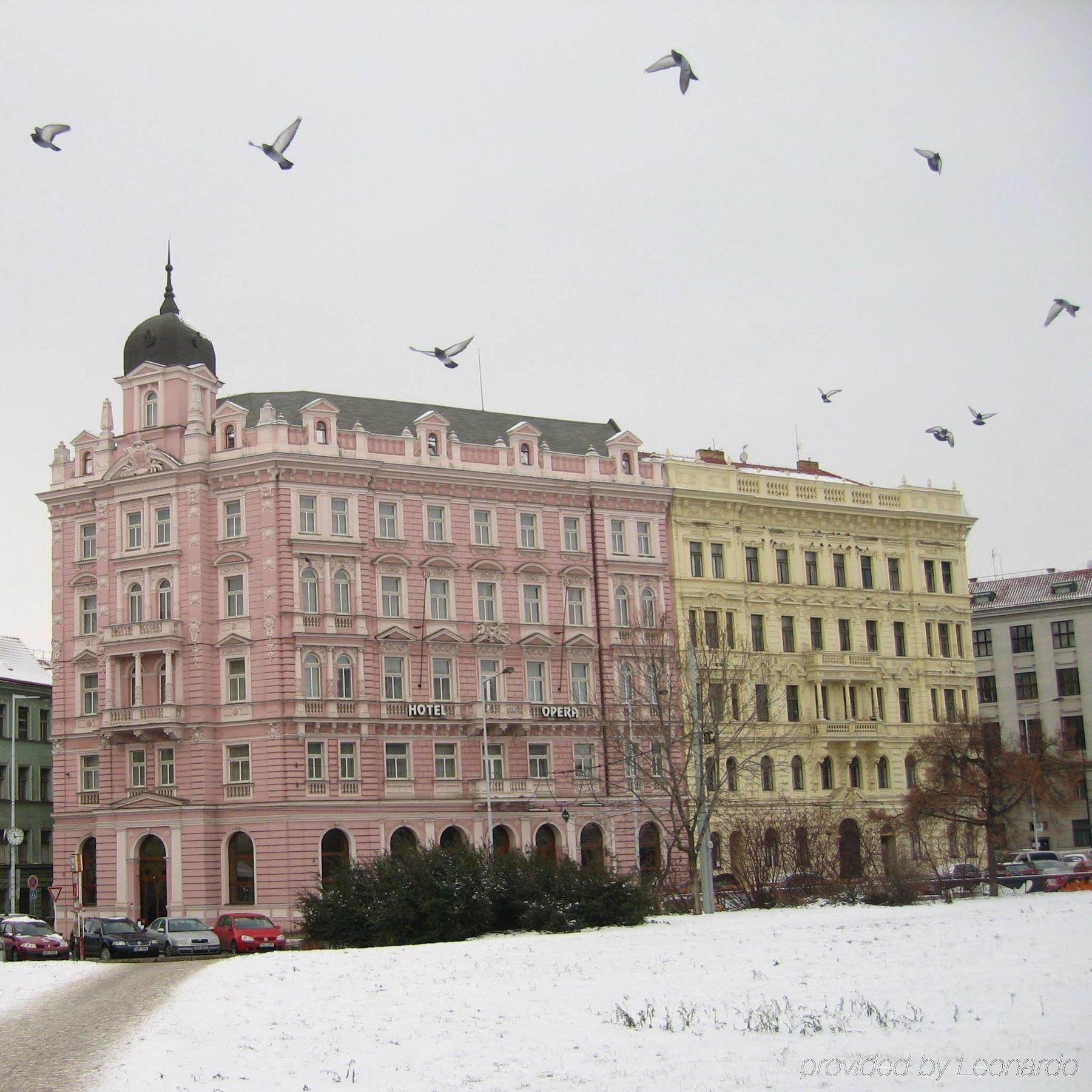 Hotel Opera Praha Bagian luar foto